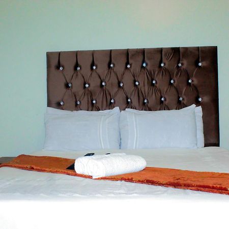 The Rest Camp Lodge And B&B Manzini Buitenkant foto